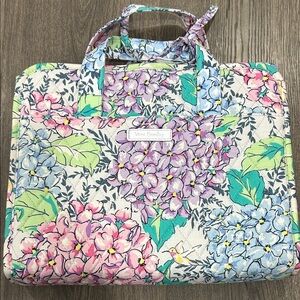 Vera Bradley Happy Hydrangea Hanging Organizer